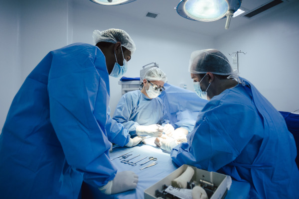 Dr. Lucas Acerbi Ortopedia e Cirurgia da mão.